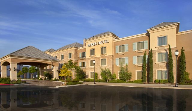 Front Exterior of Ayres Hotel Chino Hills