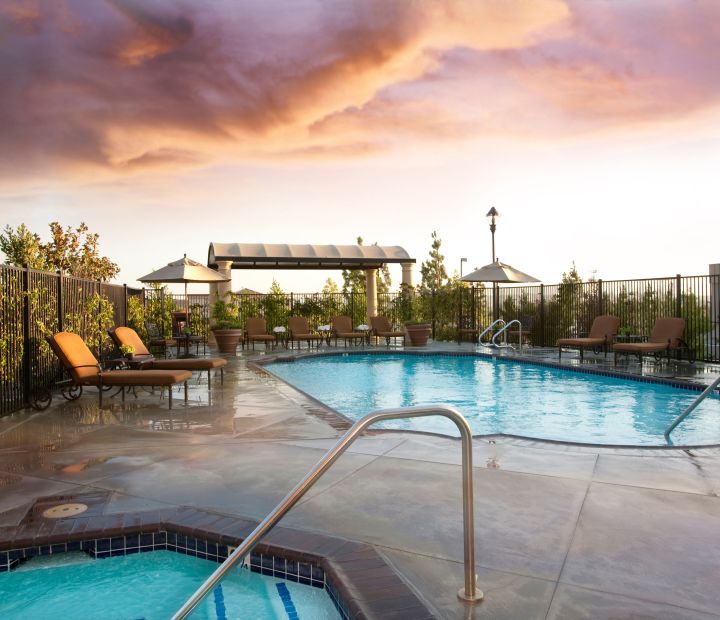 Ayres Hotel &amp; Spa Moreno Valley Exterior Pool and Spa